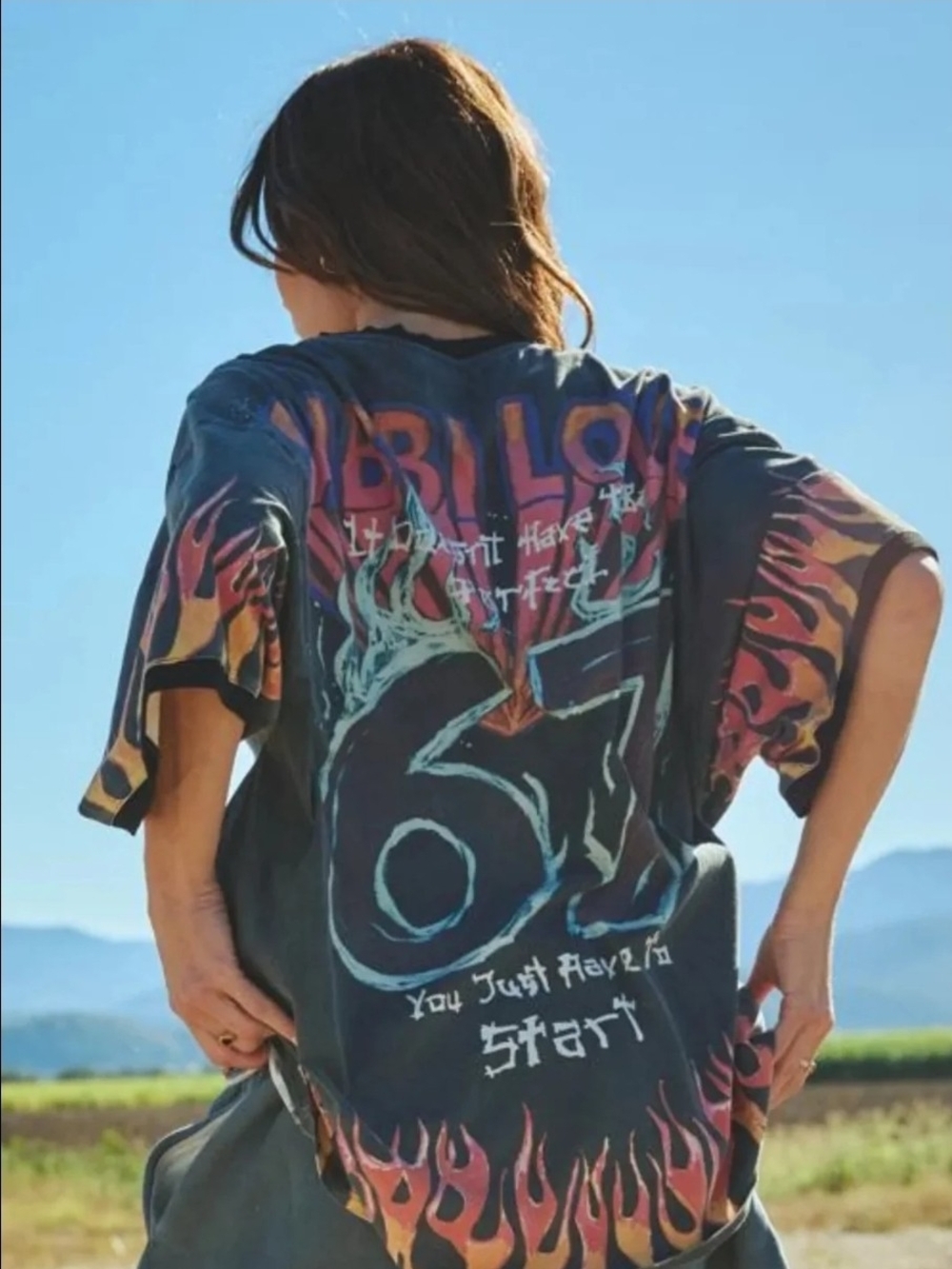 NWT The Very Oversized Flaming Prism Tee - Sabbi Crew
